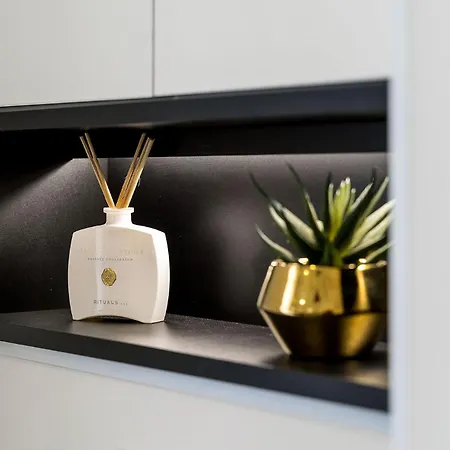 公寓 Downtown, 1br With A First Row View Over The Sea 法鲁区