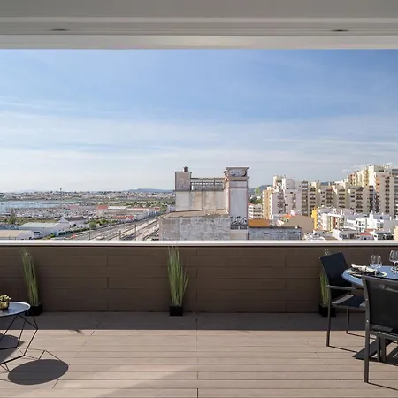 Downtown, 1br With A First Row View Over The Sea Appartamento Distretto di Faro